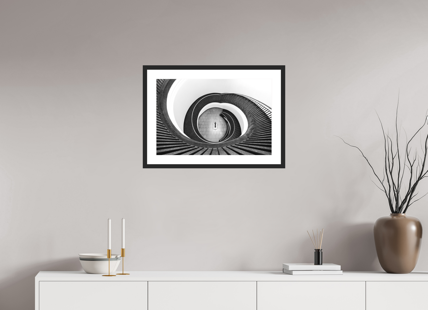 60 x 40 cm, Hahnemühle Photo Rag, Frame 20mm black, Passepartout white, Front glass matt POETRY - THE SENTINEL III - Berlin